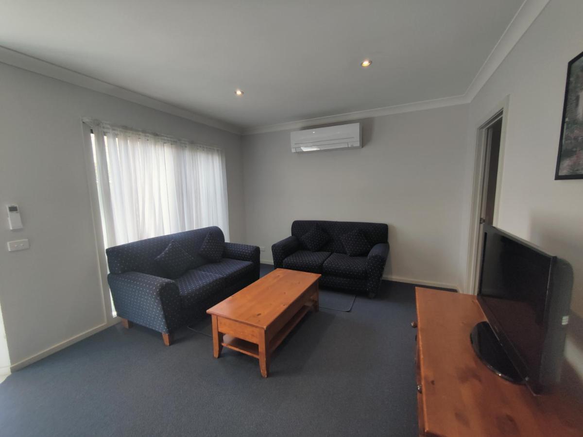 Belvoir Village Motel & Apartments Вудонга Екстериор снимка