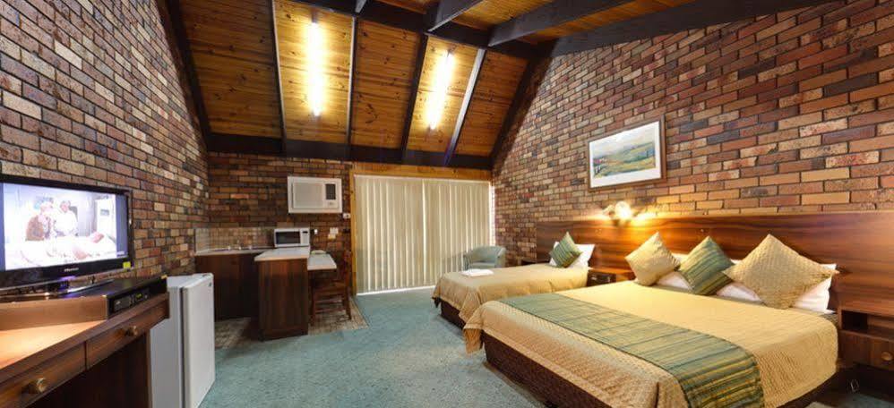Belvoir Village Motel & Apartments Вудонга Екстериор снимка
