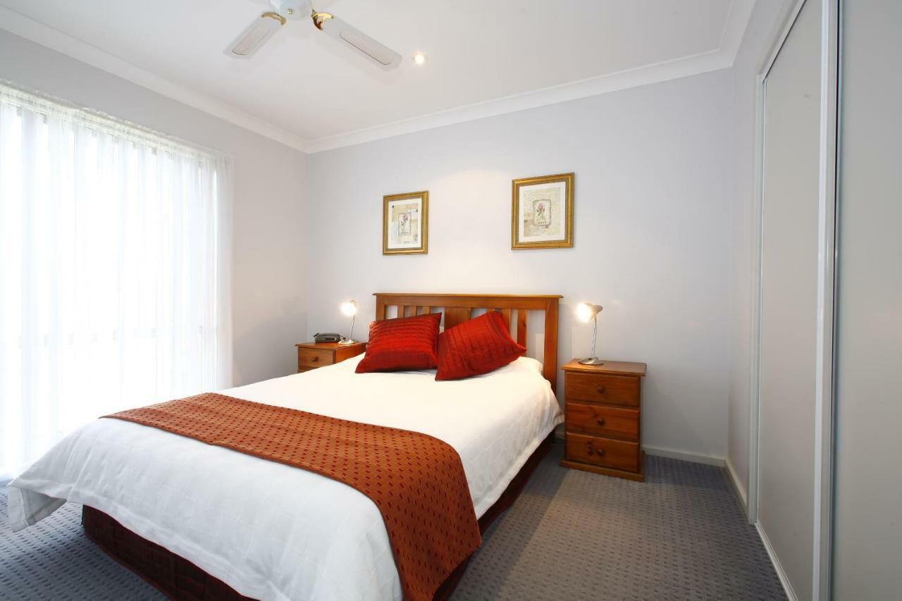 Belvoir Village Motel & Apartments Вудонга Екстериор снимка